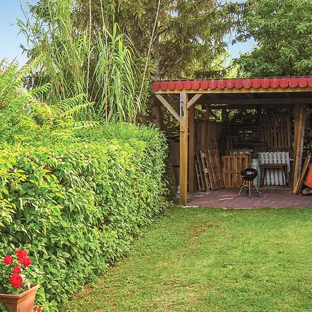 Three-bedroom Holiday In Balatongyörök