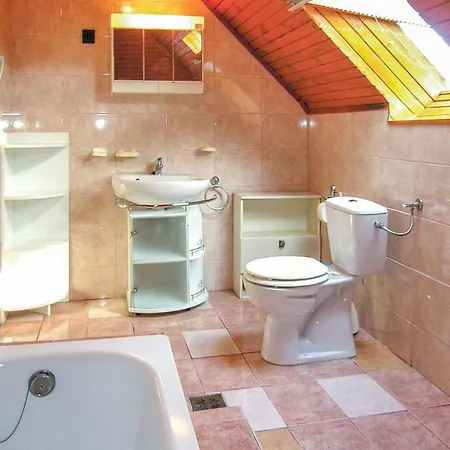 度假居 Three-bedroom Holiday In