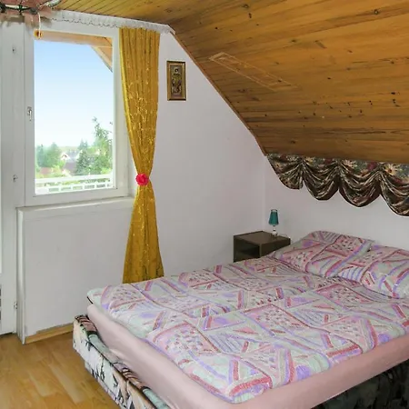 Three-bedroom Holiday In *